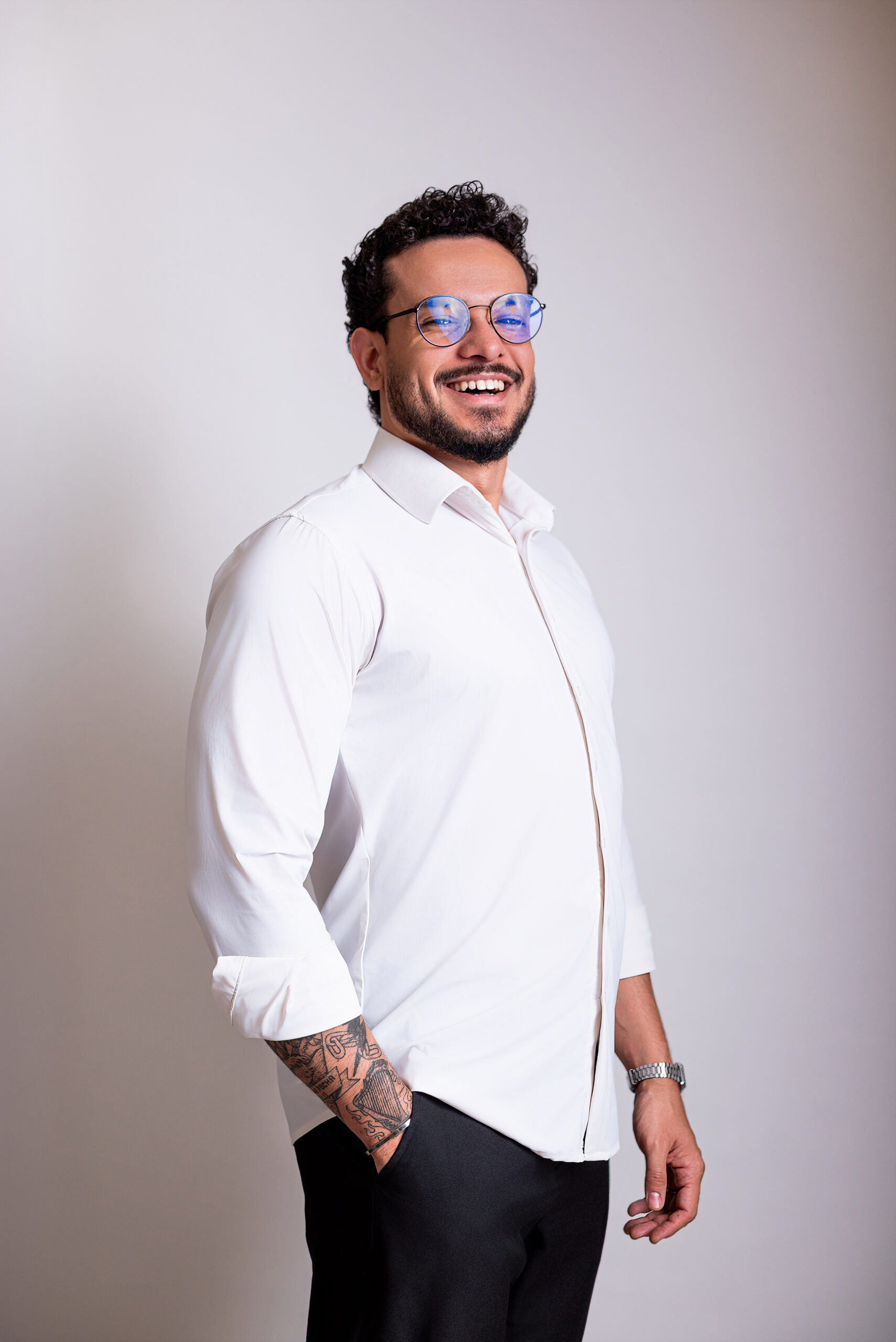 Jhonatan Silva, fundador da RiseDoc, especialista em marketing médico
